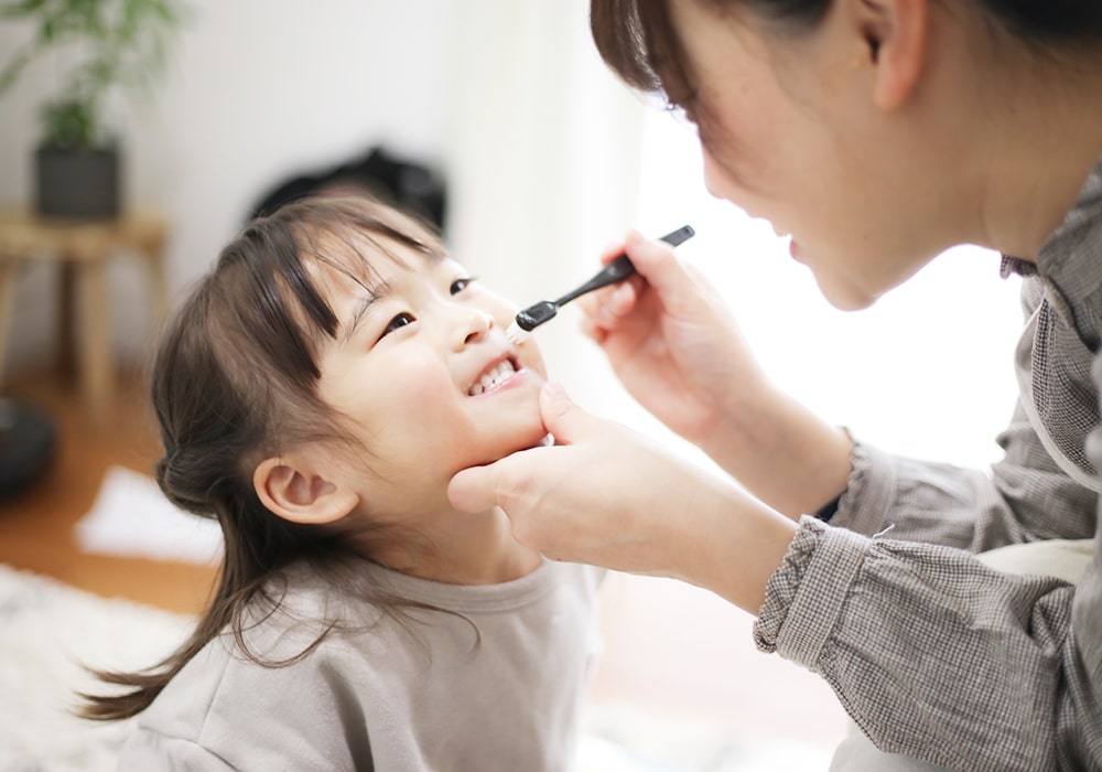 お子さまにむし歯で悩まない人生を