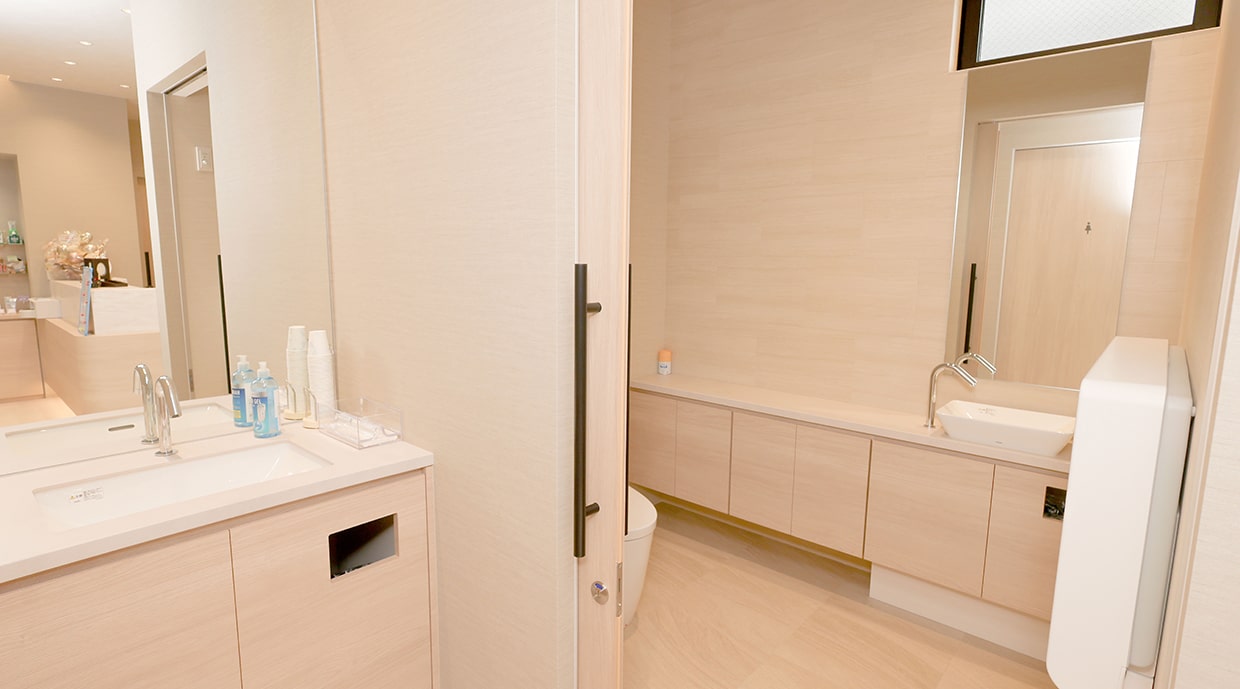 パウダールーム